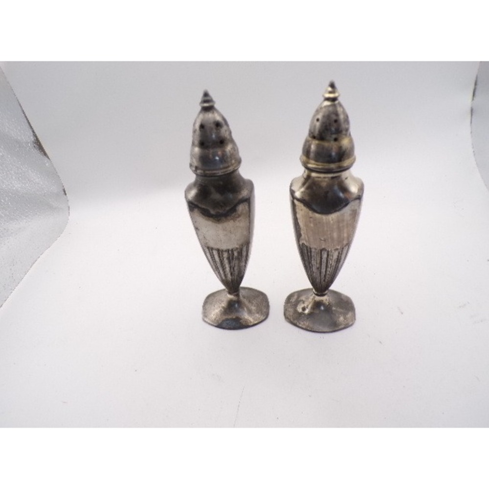 Vintage Silver Plate Salt Pepper Shakers Made in‎ USA Art Deco Style